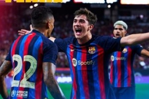  国际米兰防线重组，新援中卫完成首秀  