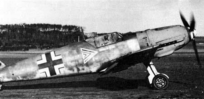  布伦特福德高空轰炸战术逼平阿斯顿维拉